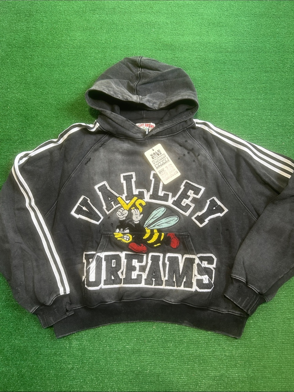 Vale Valley dream hoodie size medium